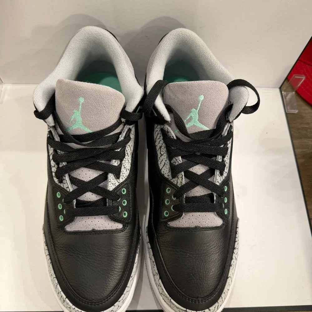 Jordan Air Jordan 3 Retro Mens 10.5 Black Green Glow Elephant Print CT8532-031